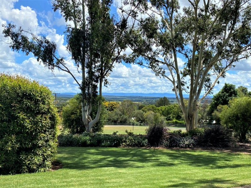 6 Hansen Court, Kingaroy QLD 4610