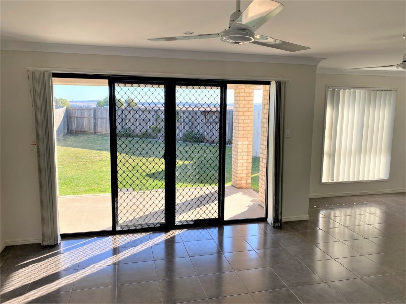 1/31 Parkside, Kingaroy QLD 4610