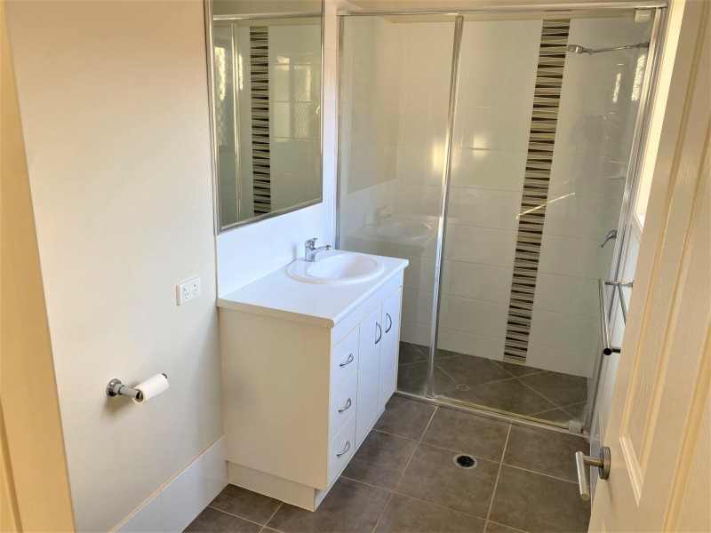 1/31 Parkside, Kingaroy QLD 4610