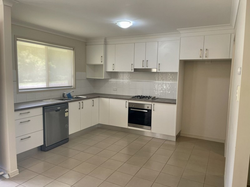 32 – 34 King St, Memerambi QLD 4610
