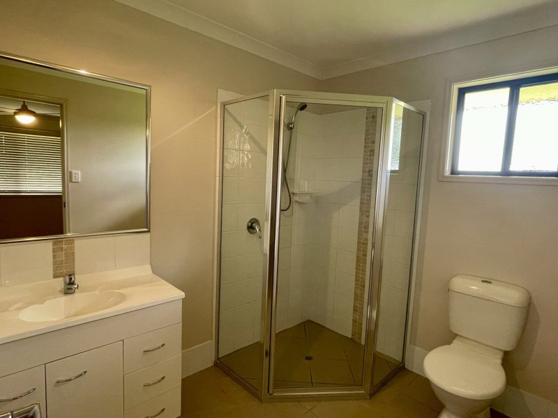 32 – 34 King St, Memerambi QLD 4610