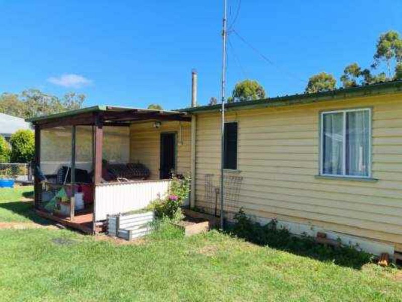 152 Mackenzie st, Wondai QLD 4606
