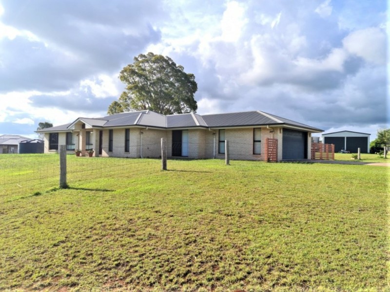 14-16 Lorikeet Circuit, Kingaroy QLD 4610