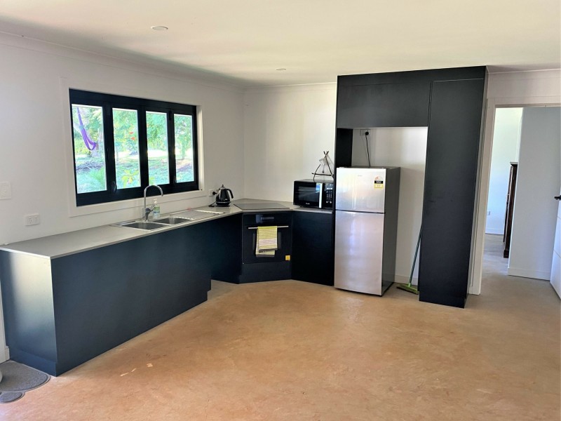 6 Matthew Street, Kingaroy QLD 4610