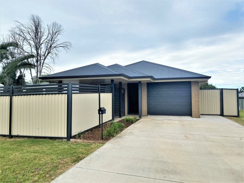 1 Henry Street, Kingaroy QLD 4610