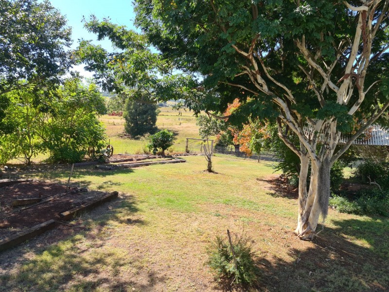 31 Butler Drive, Proston QLD 4613