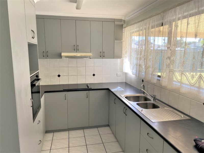 7 Club Court, Nanango QLD 4615