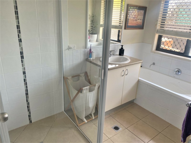 11 Hodge Street, Kingaroy QLD 4610