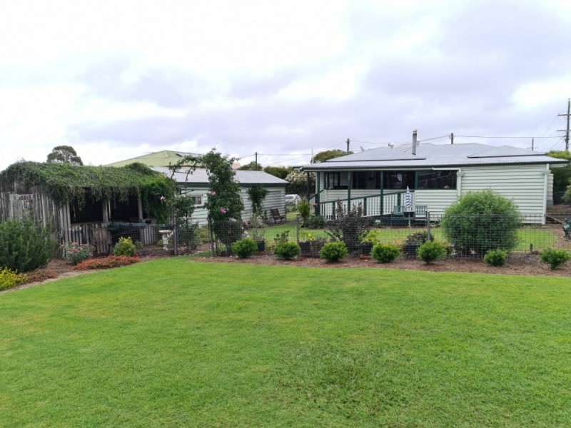 16 Moonya street, Kingaroy QLD 4610