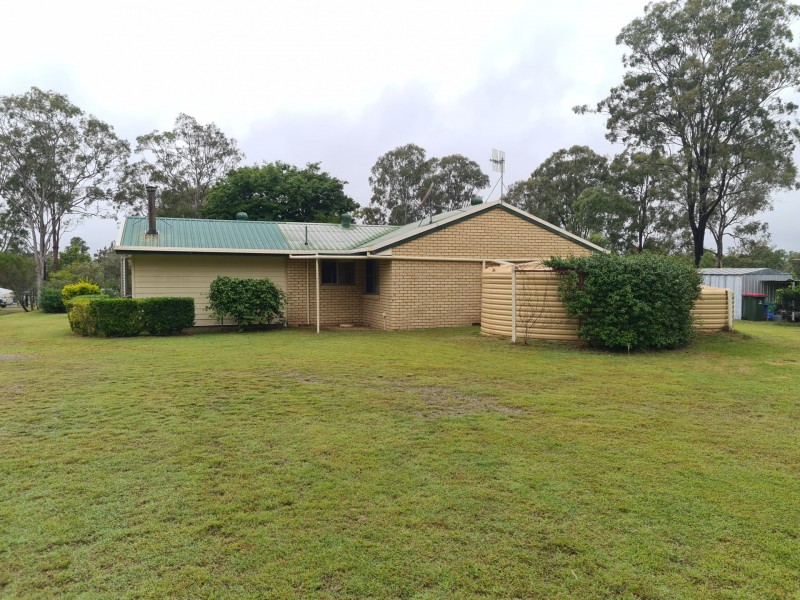 44 Oliver Road, Nanango QLD 4615
