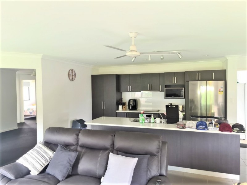 35 McLucas Cresent, Wondai QLD 4606
