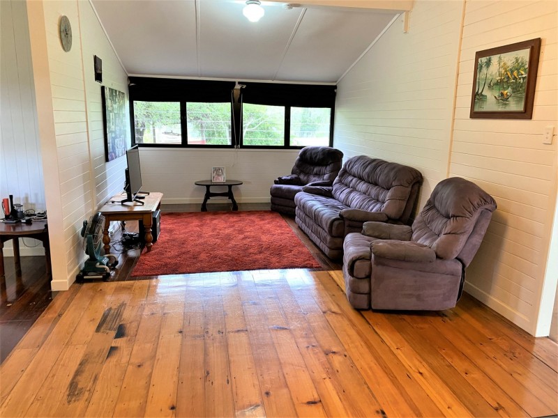 14821 D’aguilar Highway, Nanango QLD 4615