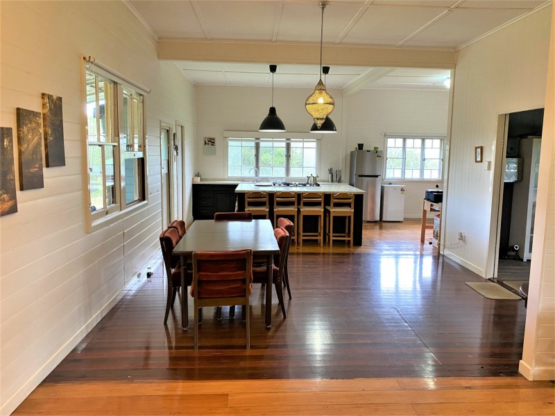 14821 D’aguilar Highway, Nanango QLD 4615