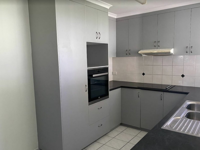 7 Club Court, Nanango QLD 4615