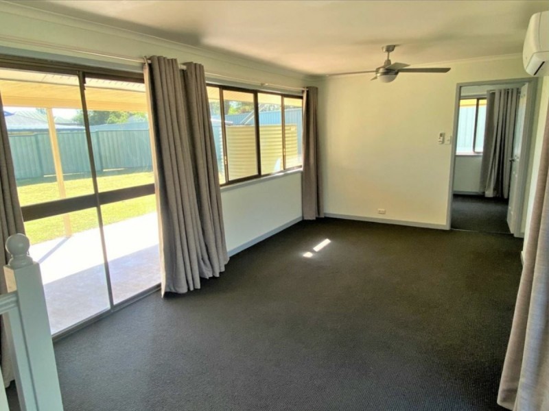 7 Club Court, Nanango QLD 4615