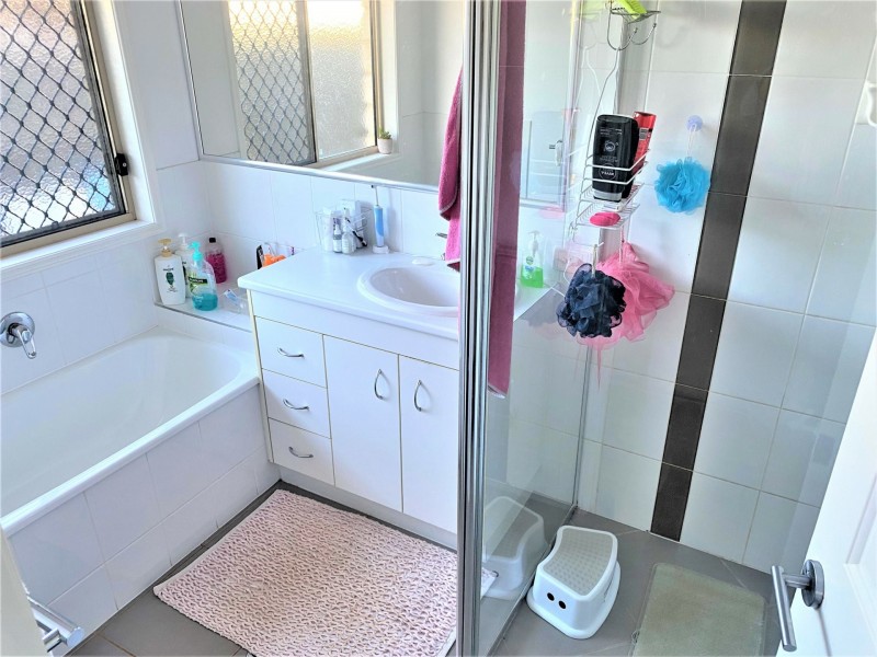 21 Oasis Drive, Kingaroy QLD 4610