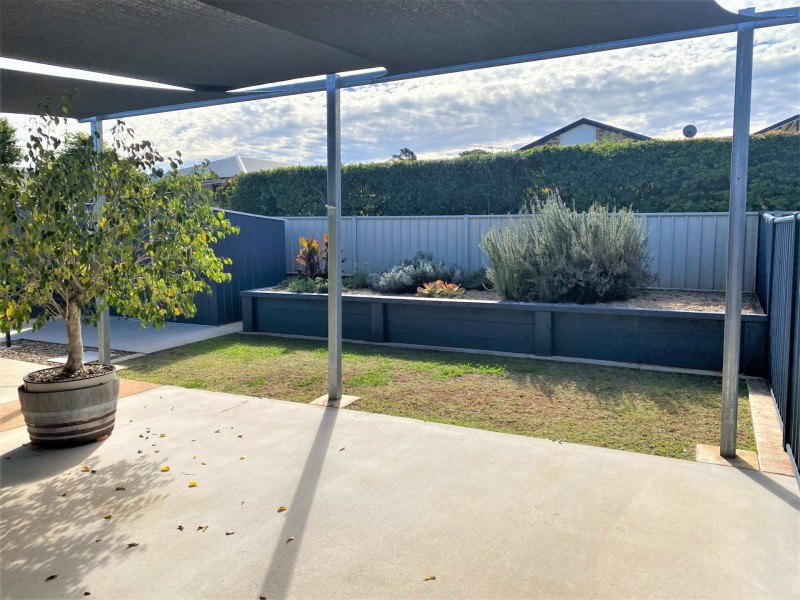 Unit 1/10 Summers Court, Kingaroy QLD 4610