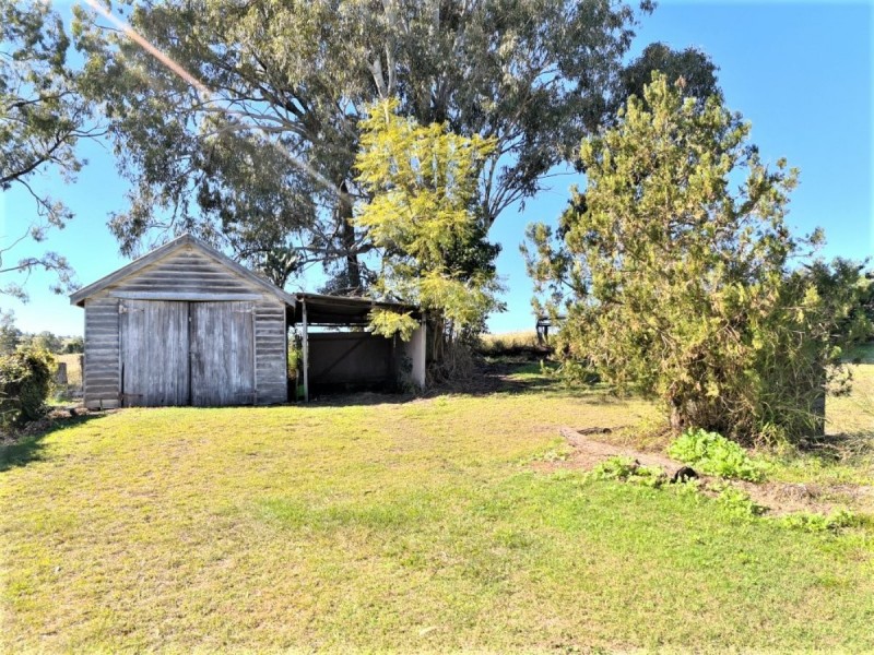 12 Beresford Street, Proston QLD 4613