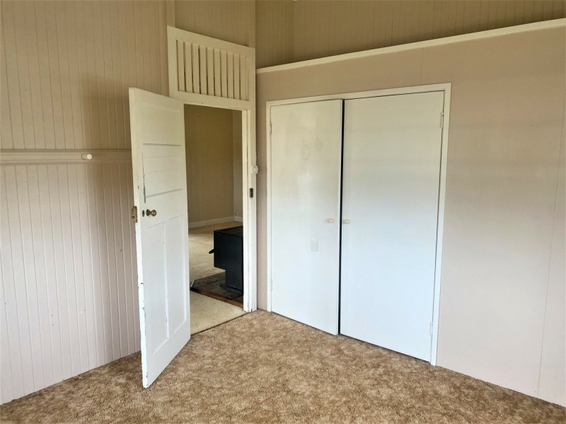 98 Burnett Street, Nanango QLD 4615