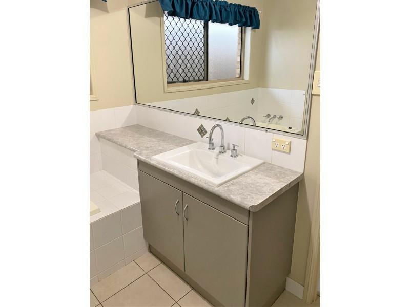 71 Ivy Street, Kingaroy QLD 4610