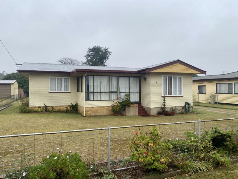 5 River Road, Kingaroy QLD 4610