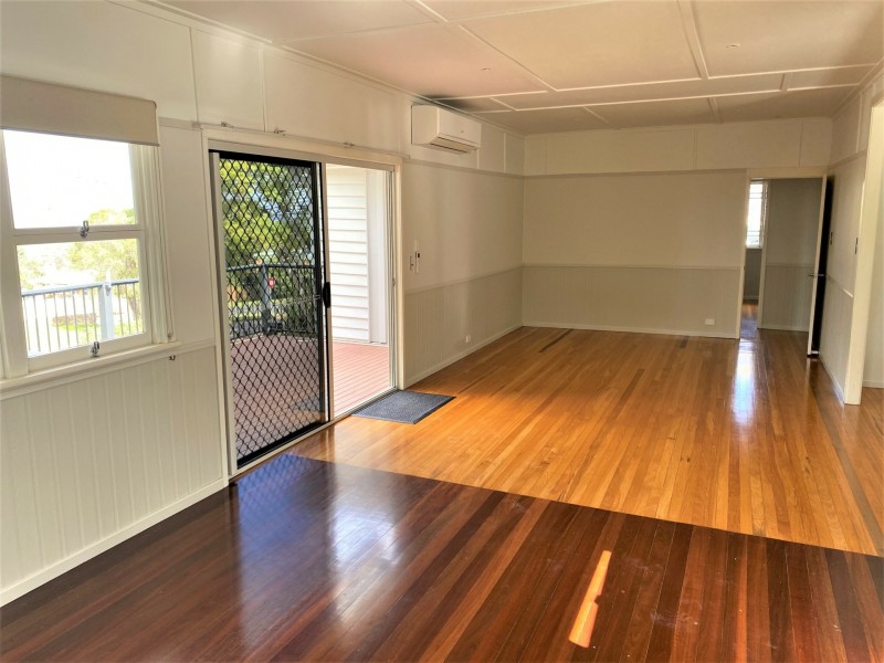 8 MacDiarmid Street, Kingaroy QLD 4610