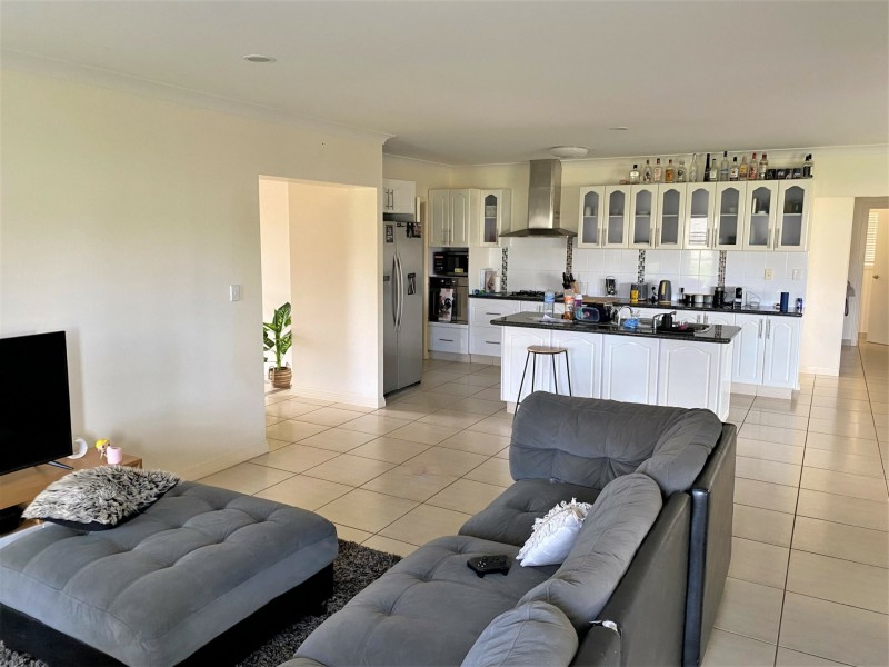 5-7 Rosella Parade, Kingaroy QLD 4610