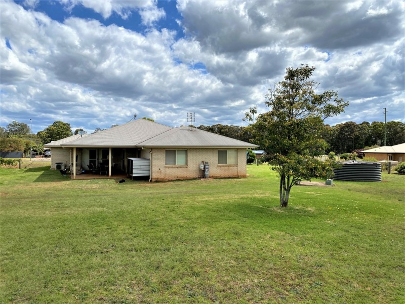 5-7 Rosella Parade, Kingaroy QLD 4610