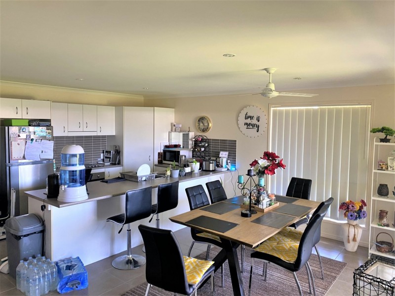 42 Parkside Drive, Kingaroy QLD 4610