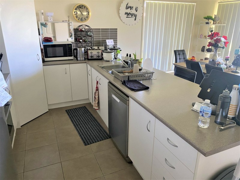 42 Parkside Drive, Kingaroy QLD 4610
