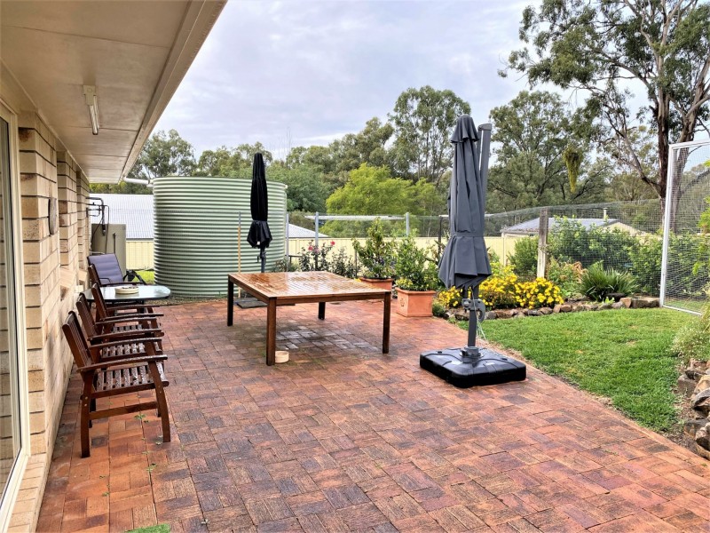 94 Wickham Street, Nanango QLD 4615