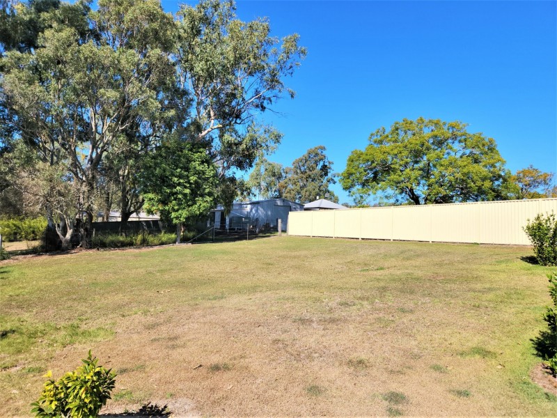 94 Wickham Street, Nanango QLD 4615