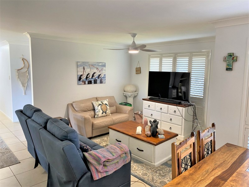 10-12 Diamond Court, Kingaroy QLD 4610