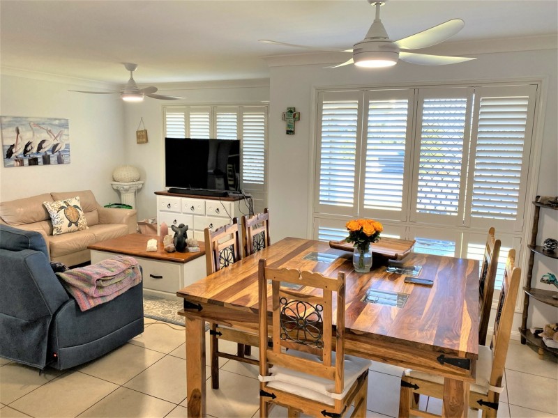 10-12 Diamond Court, Kingaroy QLD 4610