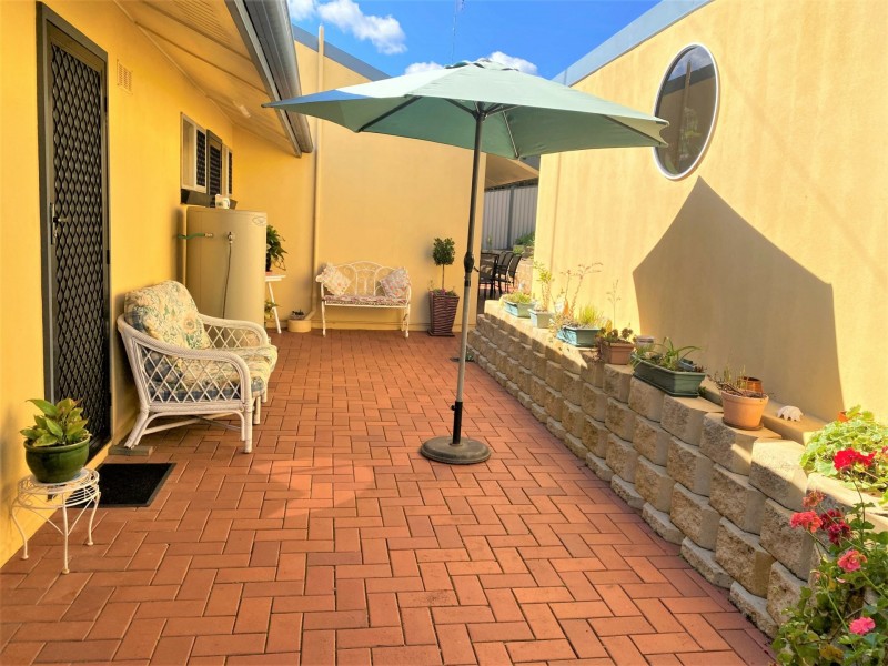 4A Hazlemount Terrace, Kingaroy QLD 4610