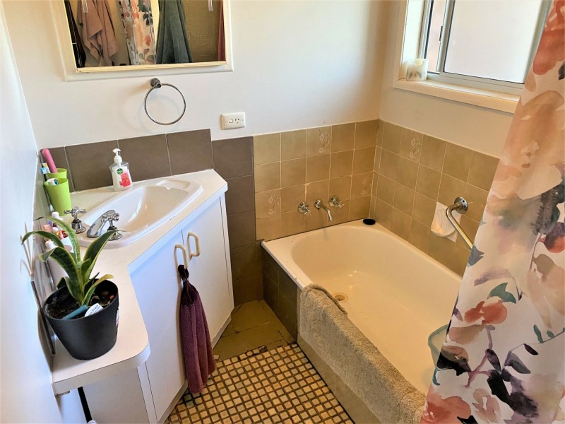 32 Fairview Drive, Kingaroy QLD 4610