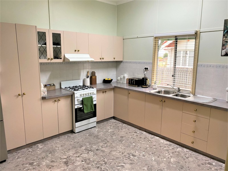 12 Fitzroy Street, Kingaroy QLD 4610