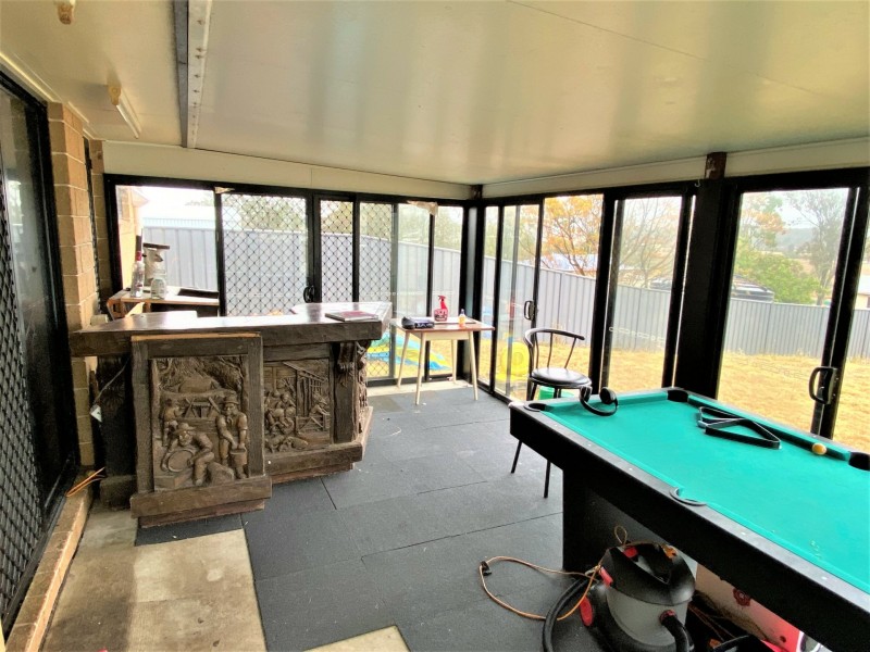 8 Lord Street, Brooklands QLD 4615