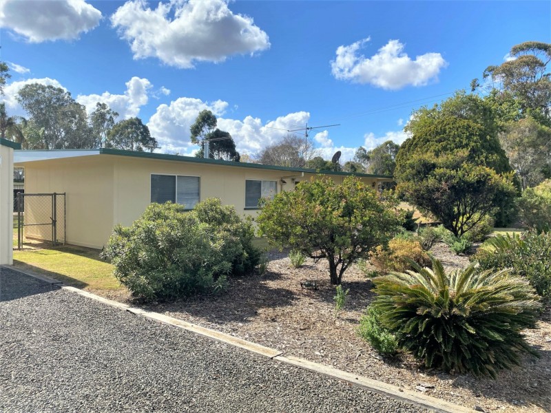 10 Elizabeth Street, Kingaroy QLD 4610