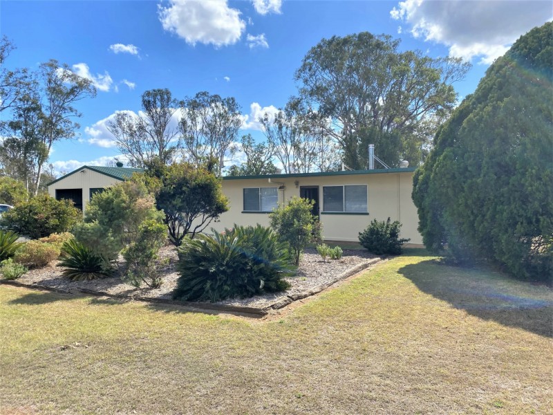 10 Elizabeth Street, Kingaroy QLD 4610