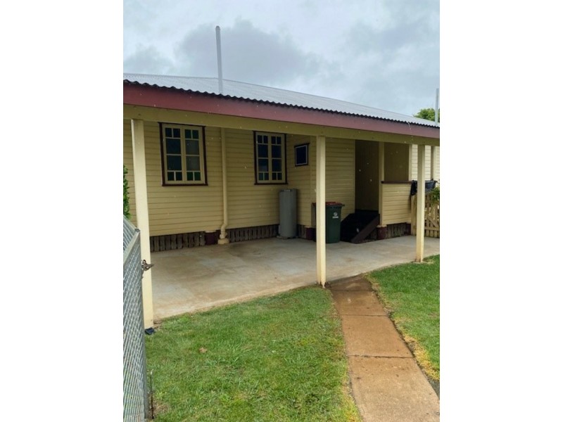 Unit 1/26 Avoca street, Kingaroy QLD 4610