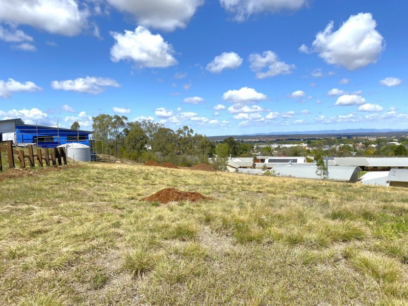 4 WALLUM CLOSE, Kingaroy QLD 4610
