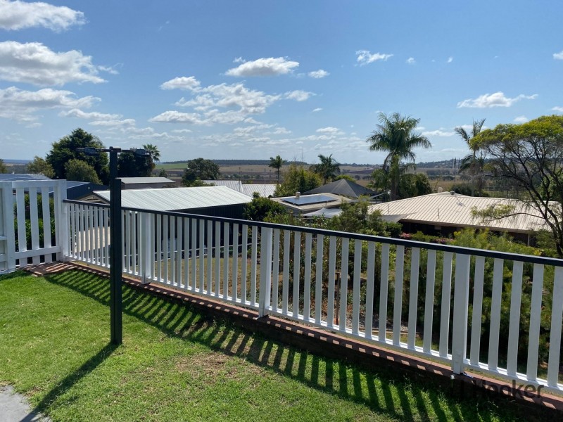 128 Moore Street, Kingaroy QLD 4610