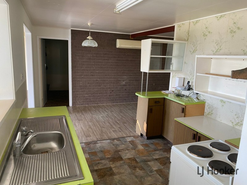 128 Moore Street, Kingaroy QLD 4610