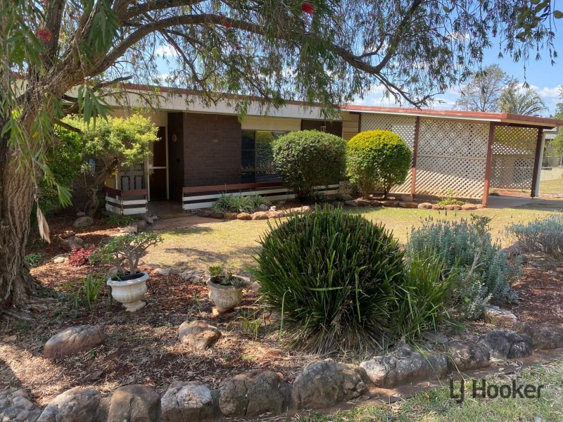 128 Moore Street, Kingaroy QLD 4610