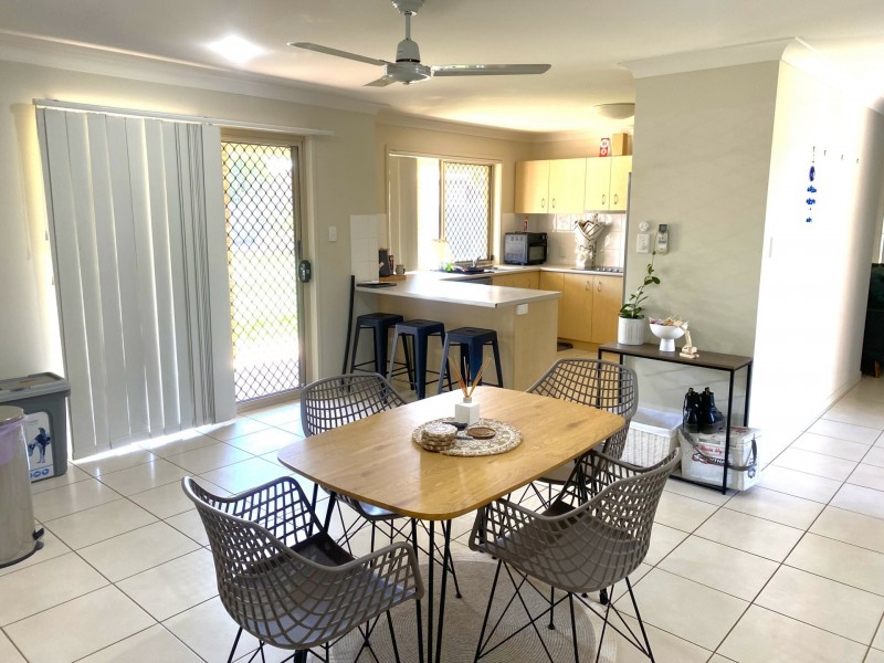 15 Oasis Drive, Kingaroy QLD 4610