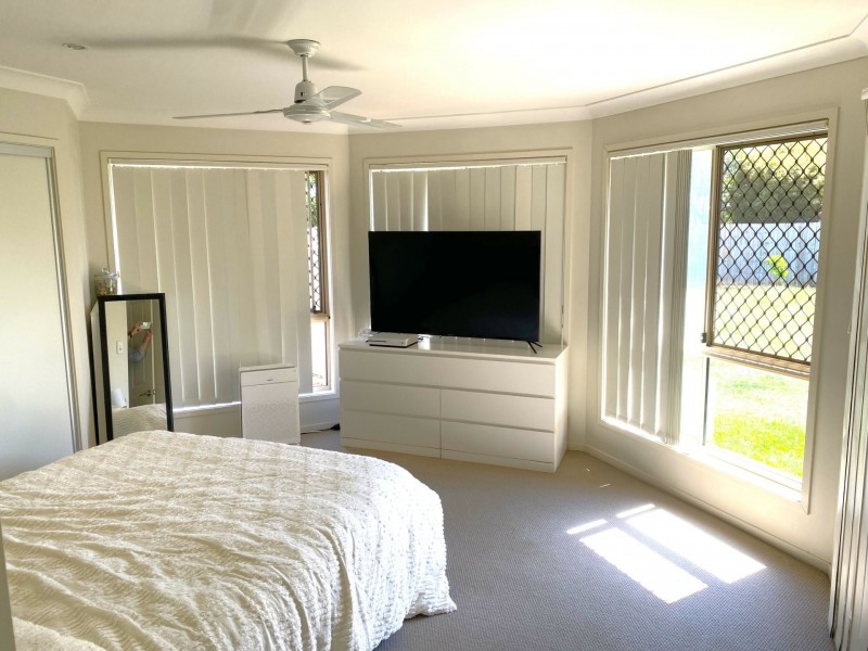 15 Oasis Drive, Kingaroy QLD 4610