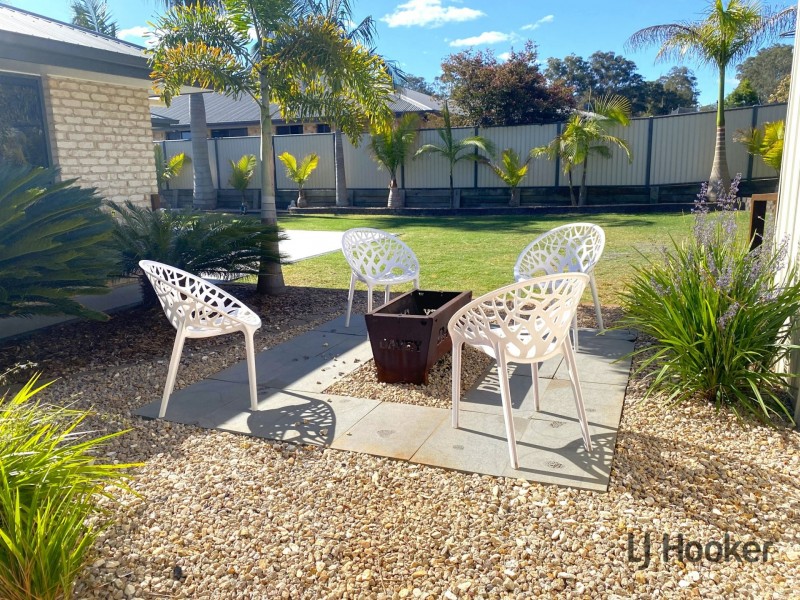 27 Darryl Crescent, Kingaroy QLD 4610