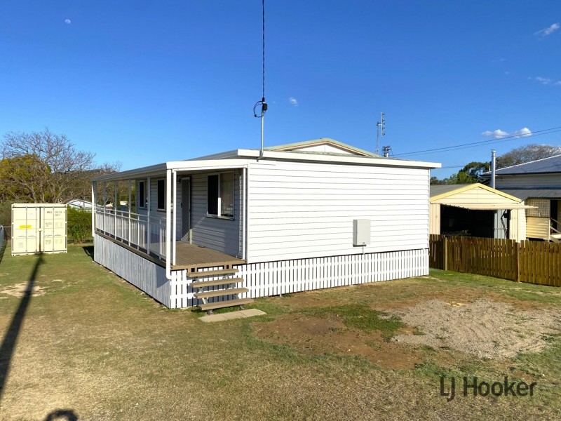 18 Fitzroy street, Nanango QLD 4615