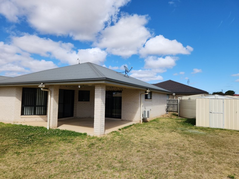 59 Parkside Drive, Kingaroy QLD 4610